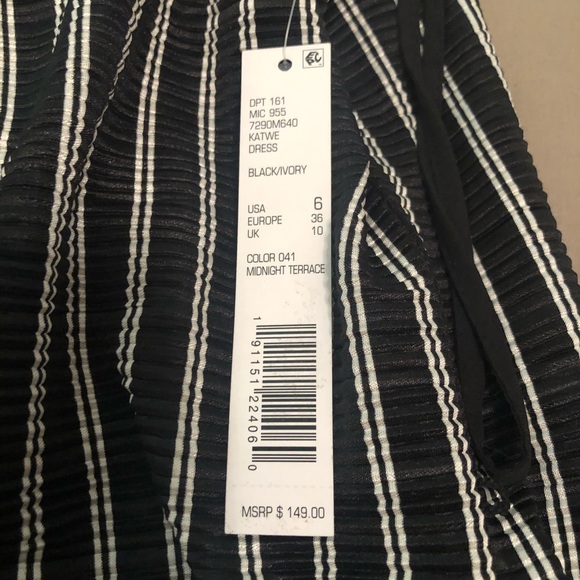 Dress - Picture 4 of 6